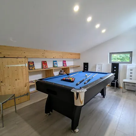 Spacieuse Avec Et Billard, Wifi, Parking Prive - Fr-1-589-698 Vakantiehuis Laveline