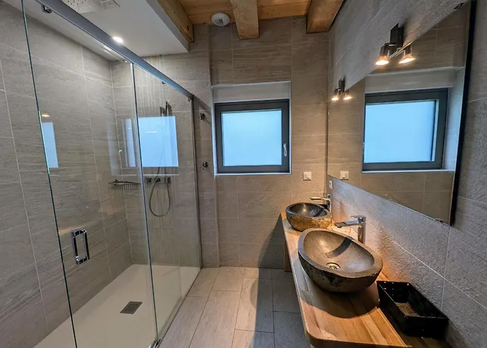 Spacieuse Avec Et Billard, Wifi, Parking Prive - Fr-1-589-698 Laveline