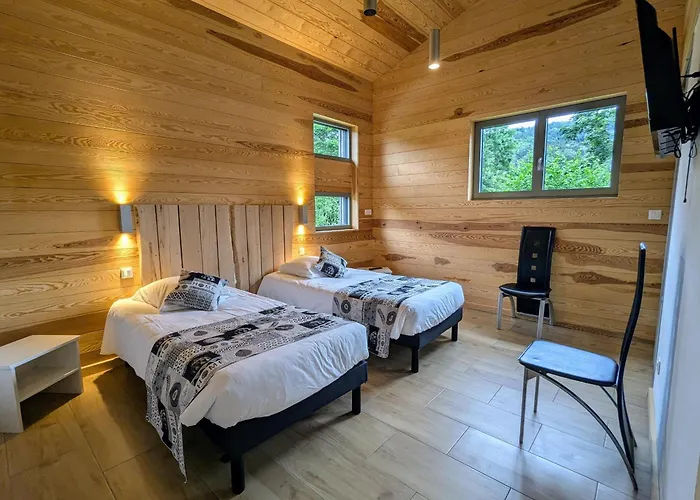 Spacieuse Avec Et Billard, Wifi, Parking Prive - Fr-1-589-698 * Laveline